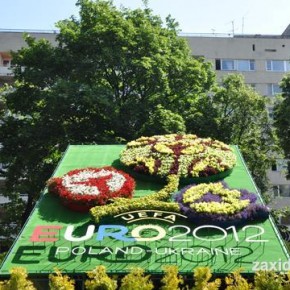 Квітковий логотип Євро-20102 у Львові